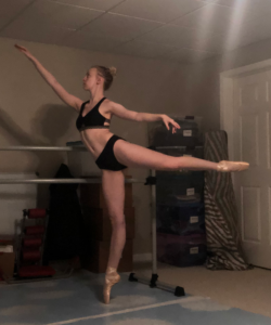 Anna Turpen - Dance - Pointe - Arabesque